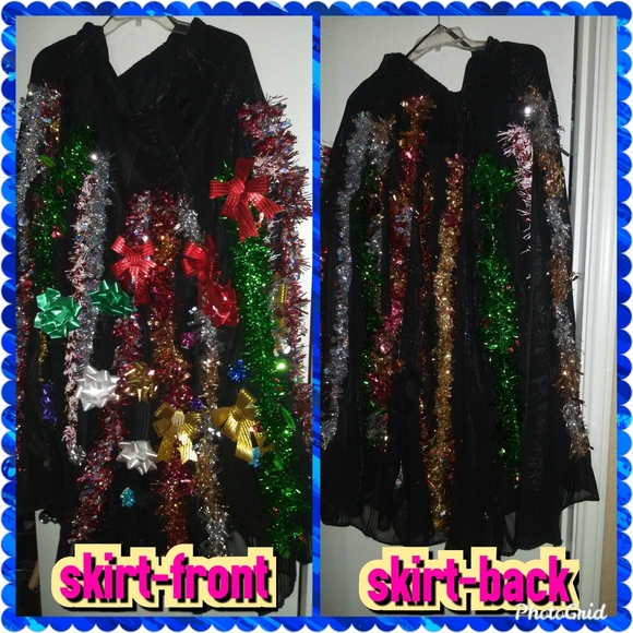 (SOLD) UGLY CHRISTMAS SWEATER outfit - Picture 2 of 2